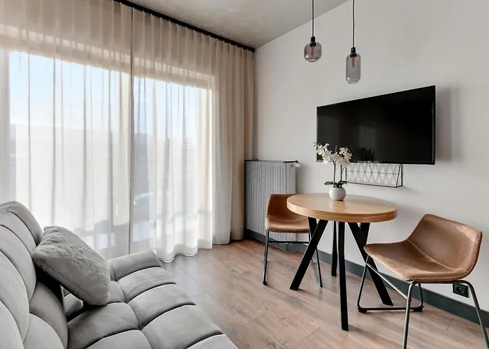 Team Nadmotlawie Estate & Gym 11 公寓 格但斯克